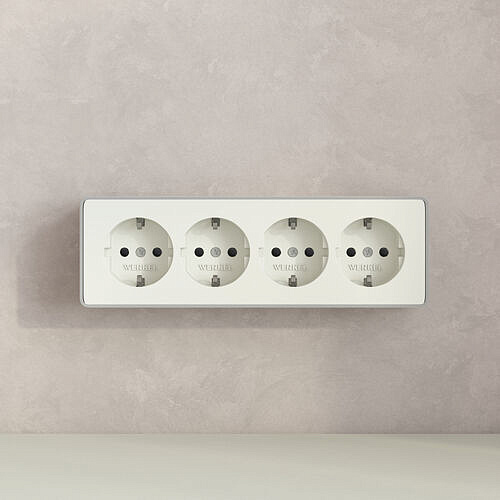 Розетка четверная с заземлением и шторками Gallant W5072204 Слоновая Кость