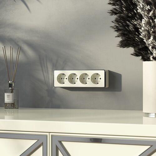 Розетка четверная с заземлением и шторками Gallant W5072204 Слоновая Кость